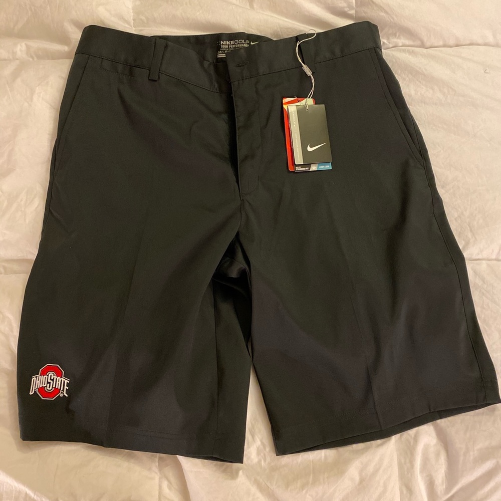 Nike Golf Dry Fit Shorts - Men’s 34